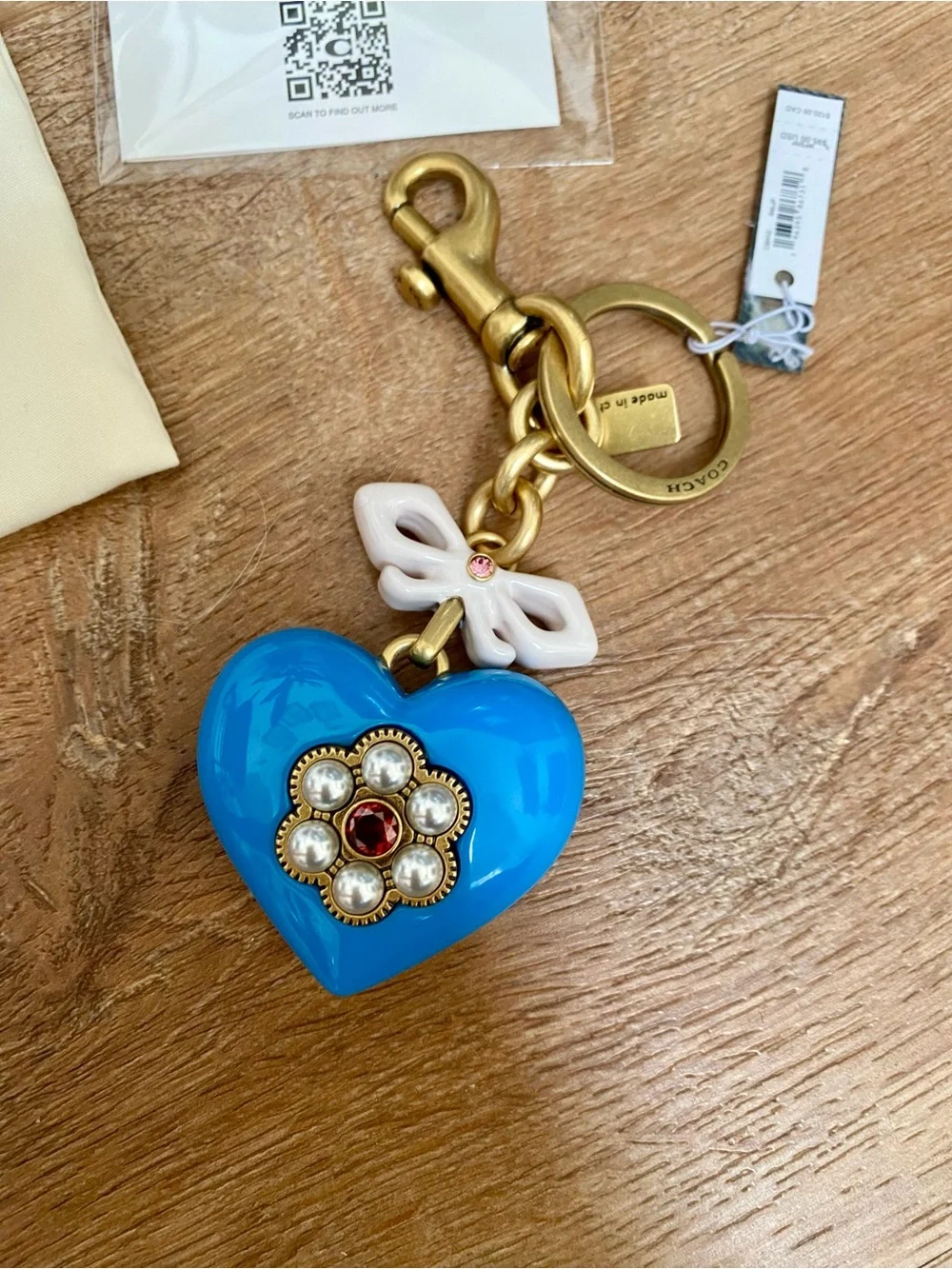 NWT Coach Resin Heart CBH12 Heart Bag Charm Keychain Brass/Blue